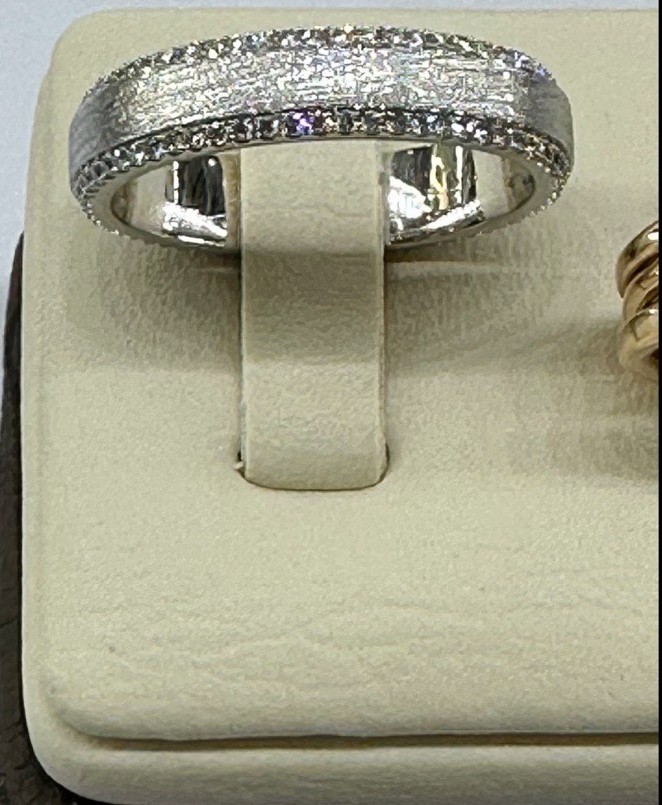white-gold-ring